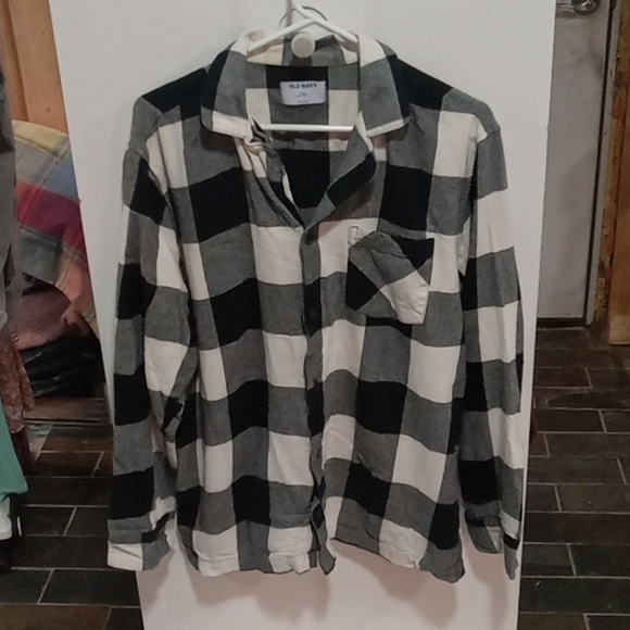 (26) OLD NAVY BLACK & WHITE PLAID FLANNEL SIZE L-TALL 100 % COTTON - Picture 1 of 5
